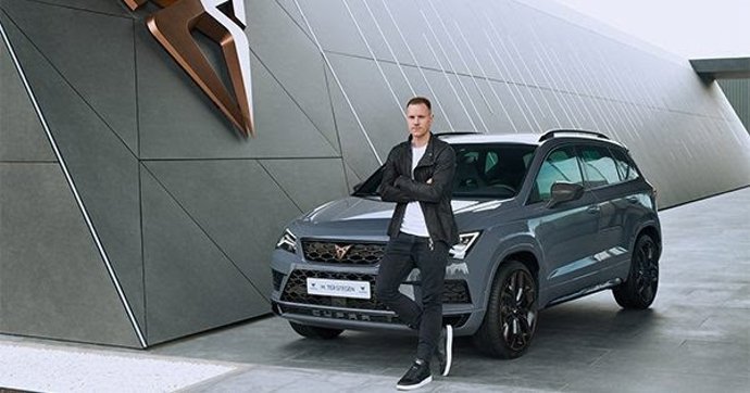Cupra incorpora a Ter Stegen como nuevo embajador mundial