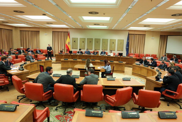 Sala Constitucional del Congreso durante las votaciones para la elección de los miembros de la Mesa de la Comisión Mixta para la Unión Europea