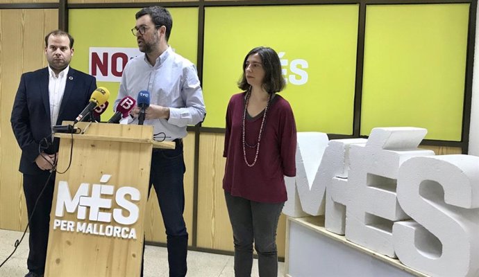 El coordinador de MÉS per Mallorca, Antoni Noguera, en la rueda de prensa.