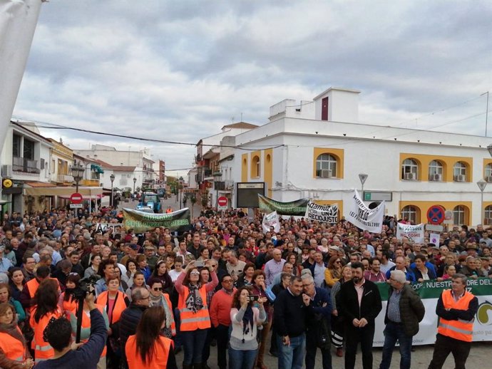 Córdoba.- Unos 3.000 agricultores se concentran en Adamuz en nombre de "la Españ