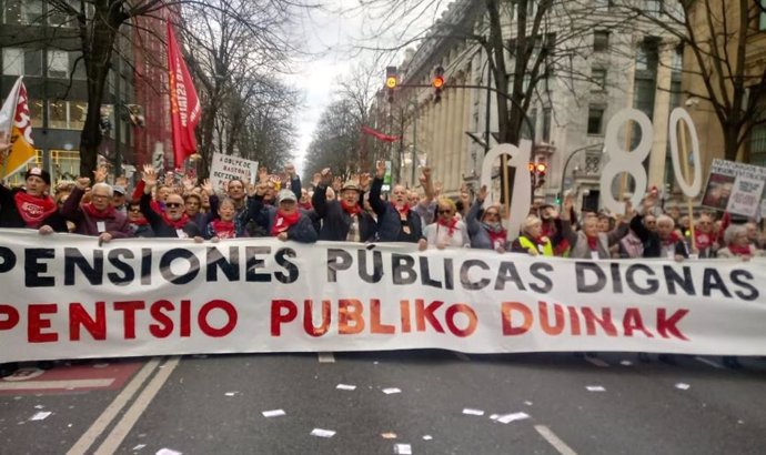 Pensionistas en manifestación 30 enero de Bilbao