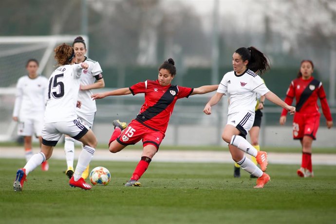 Lance de un partido en la Copa de la Reina.