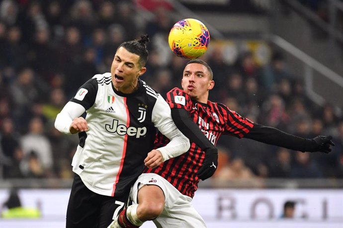 Fútbol.- Cristiano salva un empate contra el Milan en la ida de su semifinal cop