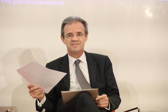 El presidente de CaixaBank, Jordi Gual, durante las jornadas IGS organizadas por el Instituto de Gobernanza y Sociedad sobre las prácticas de gobierno de empresas, organizaciones y asociaciones, en Madrid (España), a 14 de febrero de 2020.