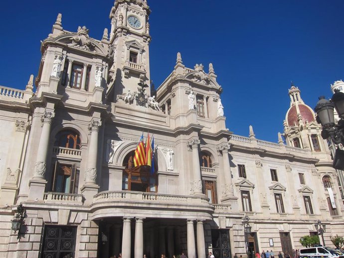 Imagen de la fachada del Ayuntamiento de Valencia 
