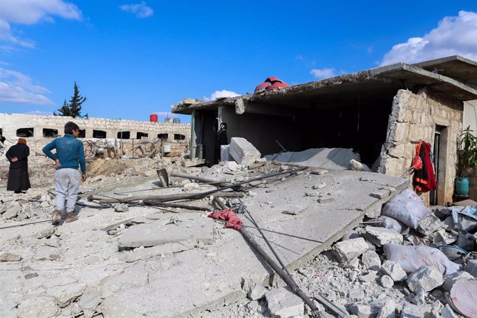 Edificio bombardeado por aviones rusos en Siria