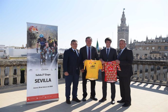 La Vuelta Ciclista a Abdalucía llega a Sevilla