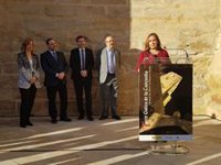 Mayte Pérez destaca el papel de la Torre Gótica de Alcañiz como símbolo de "respeto, diálogo y compromiso"