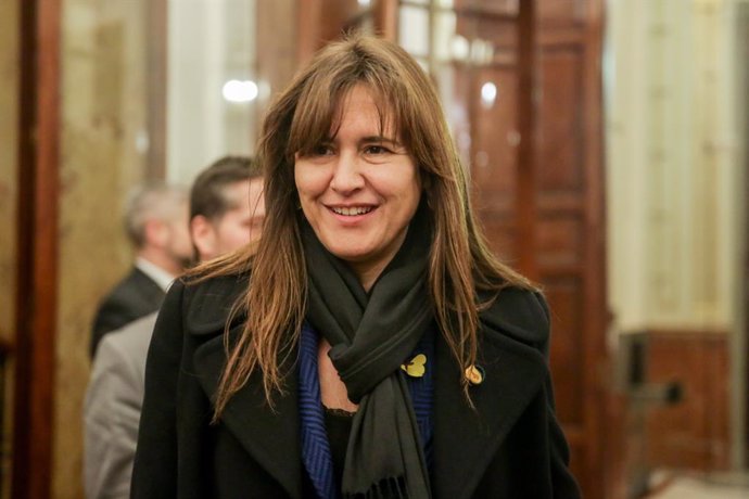 La portaveu de Junts Per Catalunya al Congrés, Laura Borrs, abandona la sessió Plenria al Congrés dels Diputats l'11 de febrer del 2020.