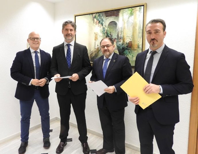 Convocan 47 becas de prácticas del Programa Fundación Cajasur