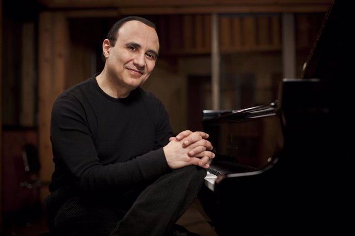 El pianista y compositor Michel Camilo, que acutará el viernes con la OSCyL al mando de Andrés Salado.