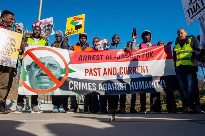 Protestas contra Omar al Bashir en La Haya
