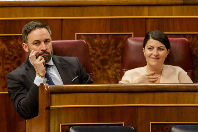 El president del VOX, Santiago Abascal i la secretria general del grup parlamentari de Vox al Congrés, Macarena Olona