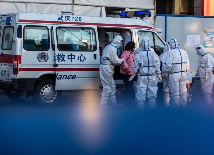 Ambulncia de resposta al coronavirus a la Xina