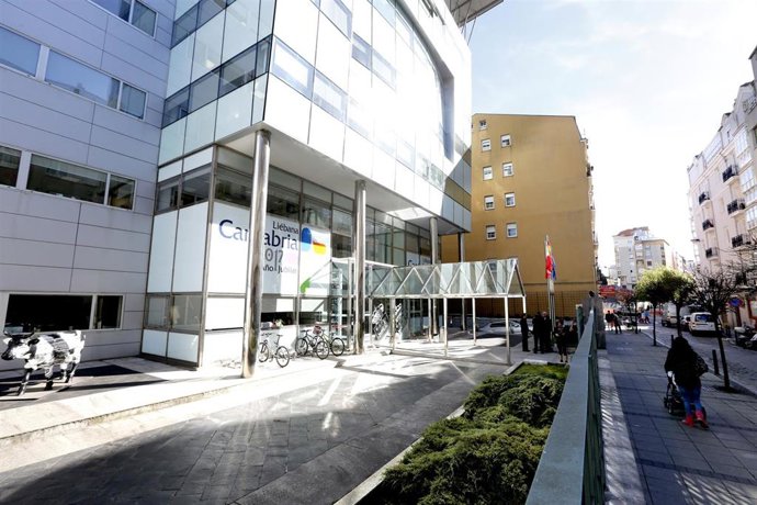 Sede del Gobierno de Cantabria, en la calle Peña Herbosa de Santander