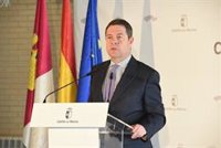 CLM sacará anualmente ofertas públicas de empleo en enseñanza durante la legislatura para consolidar plazas de interinos