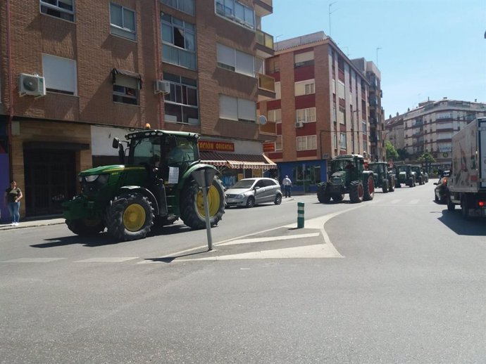 Tractores participantes en una tractorada en la provincia de Jaén el pasado año