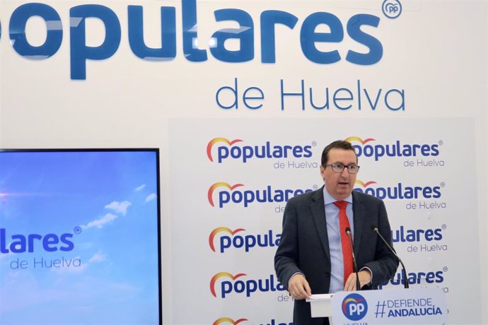 El presidente provincial del PP de Huelva, Manuel Andrés González.