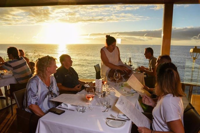 COMUNICADO: Brunelli's Steakhouse recibe el premio Qué Bueno Canarias 2020 en la