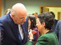 España seguirá participando en la misión de la UE que sustituirá a 'Sophia' en el control del Mediterráneo