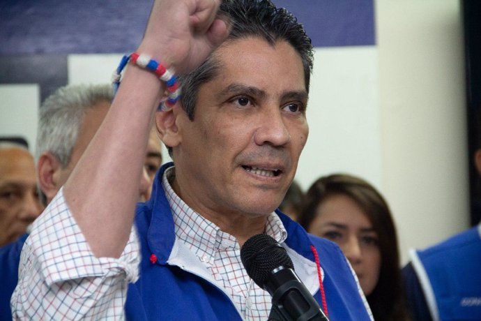 El ex presidente del partido salvadoreño ARENA, Gustavo López Davidson