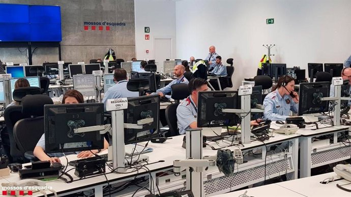Sala de mando de los Mossos d'Esquadra en Reus (Tarragona).