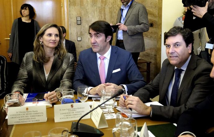 Los consejeros Juan Carlos Suárez-Quiñones y Carlos Fernández Carriedo, participan en las conferencias sectoriales de Medio Ambiente y Energía.