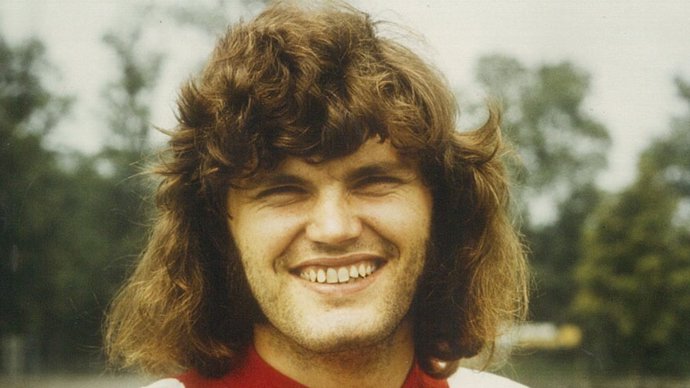 Fútbol.- Fallece Barry Hulshoff, central del Ajax de los setenta