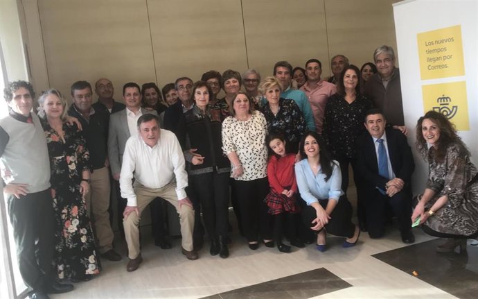 Granada.- Correos rinde homenaje a las 14 personas jubiladas de su plantilla en la provincia 