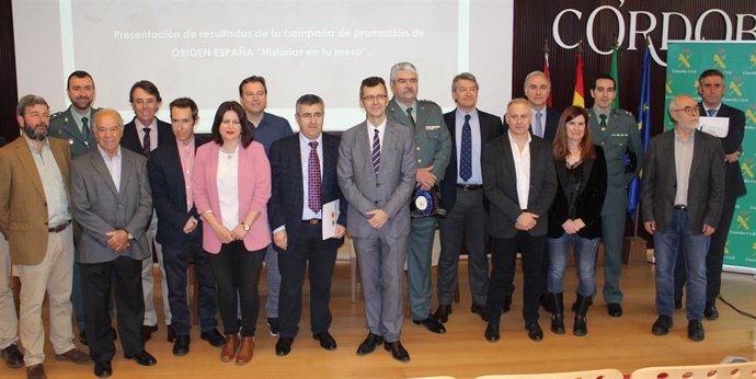 Autoridades en la jornada sobre la protección y promoción de productos con Denominación de Origen Protegida (DOP) e Indicación Geográfica Protegida (IGP)