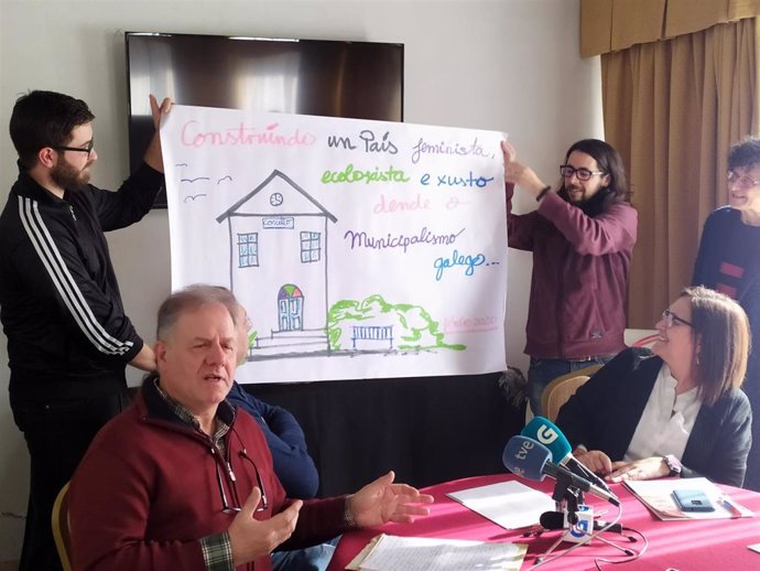 Mareas municipales afines a En Marea presentan un manifiesto por una candidatura unitaria del soberanismo gallego
