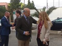 Imbroda cree que hay sectores que tienen "miedo a la libertad" y a la "libre elección de centro" ante el nuevo decreto