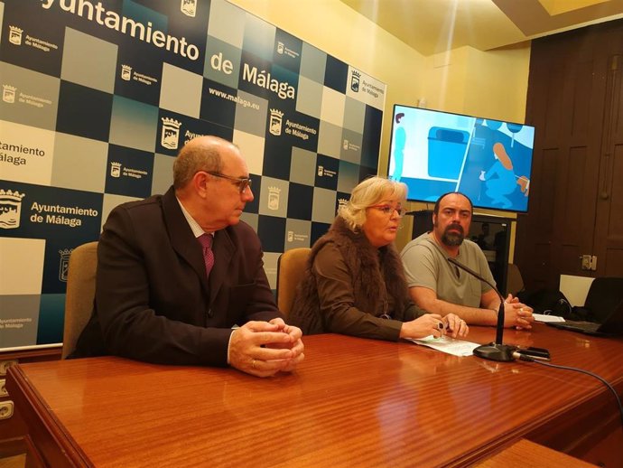 Teresa Porras en la presentación de la campaña 'Ser limpios por Málaga'