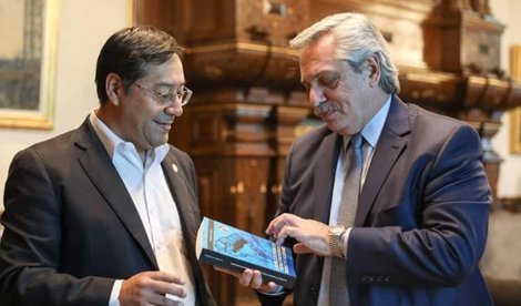 Política