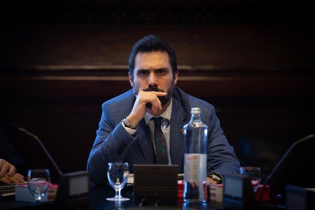 El president del Parlament, Roger Torrent,  durant la reunió de la Mesa al Parlament de Catalunya, a Barcelona (Espanya), a 18 de febrer del 2020.