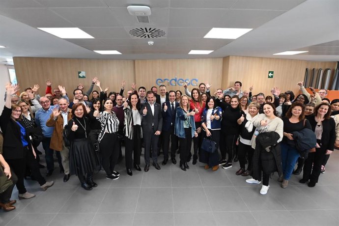 Participantes en la presentación del programa 'Cambiando vidas'