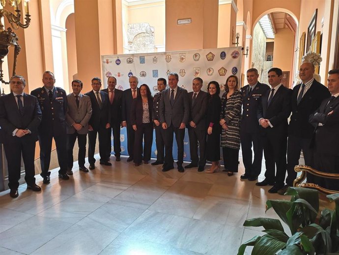 Presentación del centenario de la base de Tablada