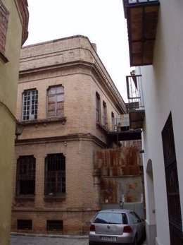 Edificio de la antigua fábrica de sombreros de Sevilla