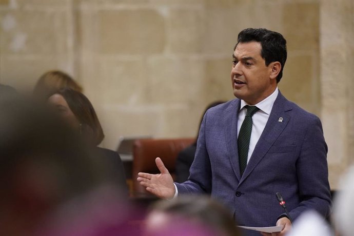 El presidente de la Junta de Andalucía, Juanma Moreno, este miércoles en el Parlamento