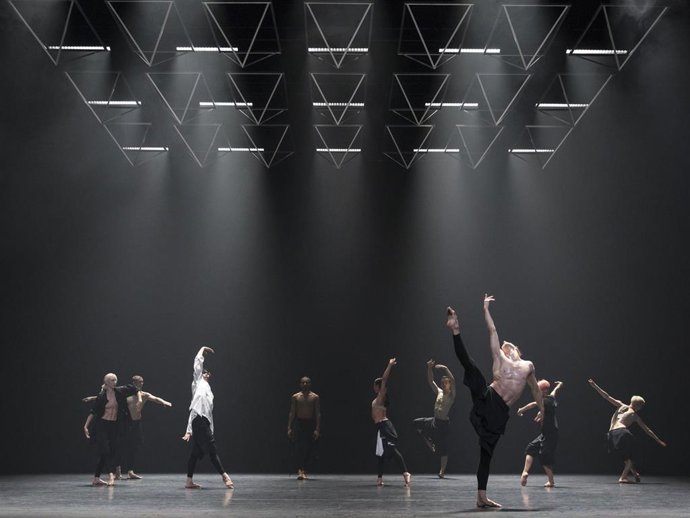 Company Wayne McGregor llega por primera vez al escenario del Maestranza con 'Autobiography'
