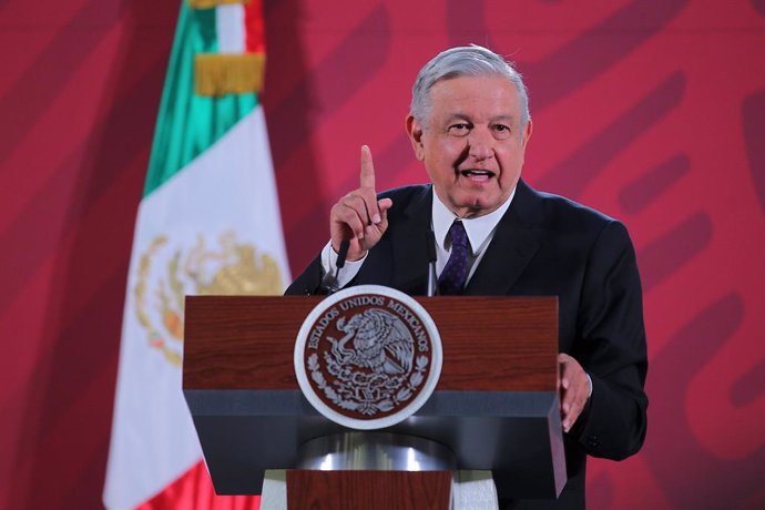 México.- López Obrador evita pronunciarse sobre la crisis interna de su partido: