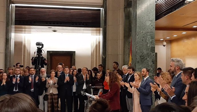 Firma del Convenio colectivo de fútbol femenino en el Congreso