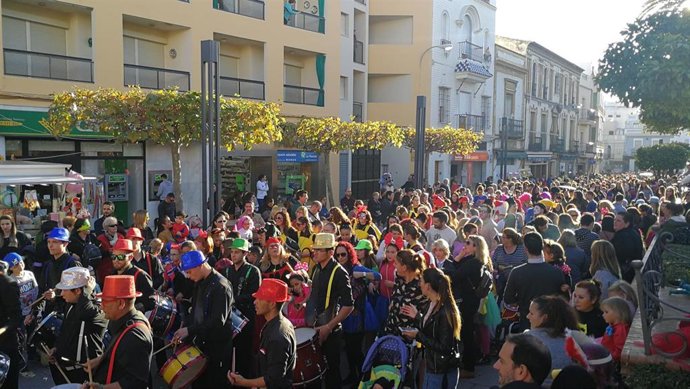 Alcalá de Guadaíra se llena este fin de semana de música y carrozas por Carnaval
