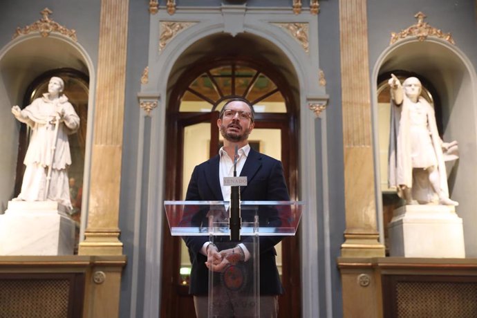 El portavoz del Partido Popular en el Senado, Javier Maroto, en rueda de prensa tras la reunión de la Junta de Portavoces del Senado, en Madrid (España), a 16 de enero de 2020.