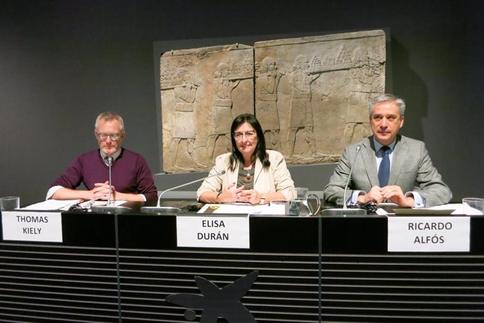 Presentación de la exposición 'Lujo. De los Asirios a Alejandro Magno', en CaixaForum Zaragoza.