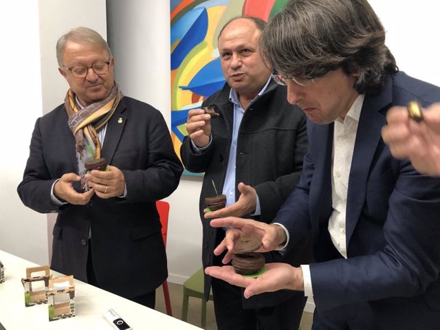 Paco Cerd, Josep Anton Ortiz y Manel Simon.