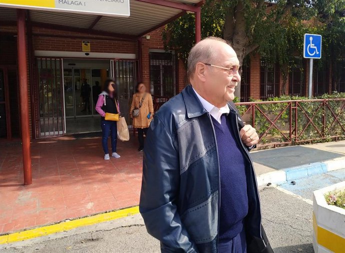 El abogado mexicano Javier Coello a la salida de la cárcel de Málaga