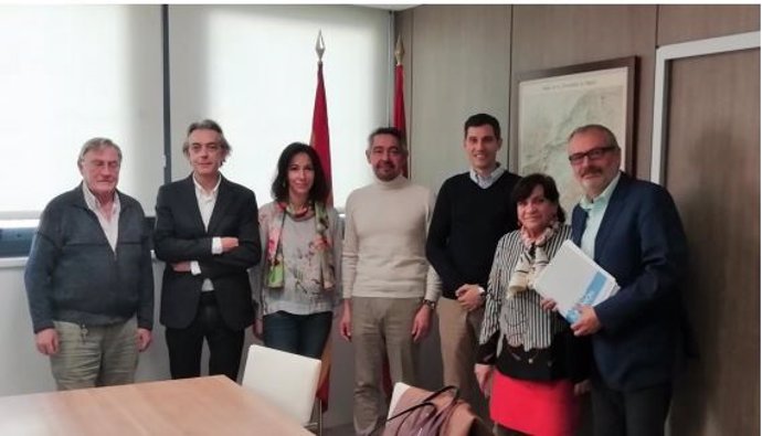 Reunión de la Unión Empresarial por la Promoción Turística de Madrid con el director general de Turismo de la Comunidad de Madrid, José Ramón Castiñeira, el pasado mes de noviembre