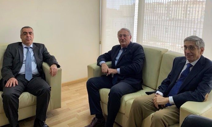 Reunión entre el cónsul de Marruecos en Almería y el presidente de la Autoridad Portuaria