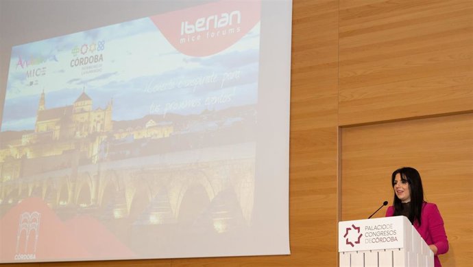 La delegada territorial de Turismo de la Junta de Andalucía en Córdoba, Purificación Joyera